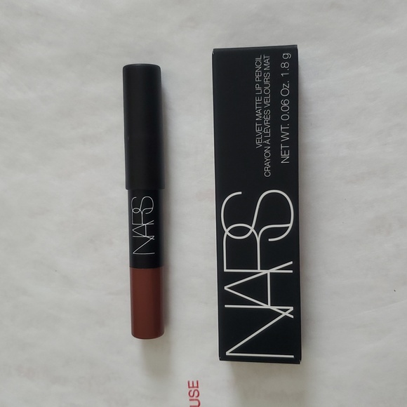 NARS Velvet Matte Lip Pencil Crayon in Dance Fever 2496D , 0.06 Oz , 1.8 g - Picture 5 of 10